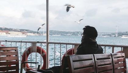 九游游戏中心-国际滑雪障碍赛中国选手跻身八强，滑雪障碍追逐国家队